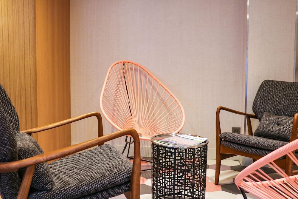 กาเดต์ เรซิด็องซ์ Aparthotel ปารีส ภายนอก รูปภาพ